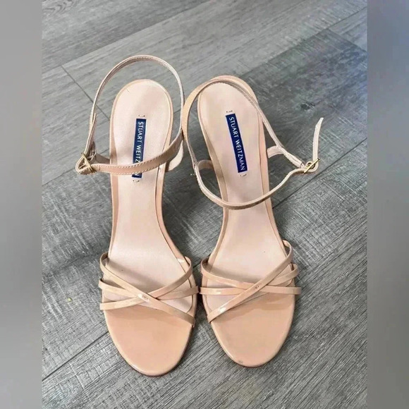 Stuart Weitzman Beige Calfskin
Sandal NEW - Picture 4 of 9